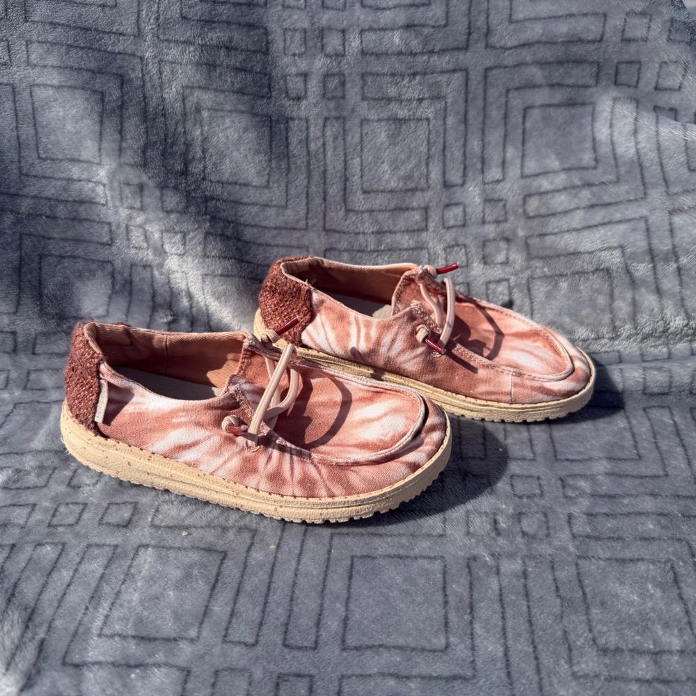 Hey Dude Wendy Youth Tie Dye Rose Pink Slip On Loafers Shoes Kids Size 11 K11